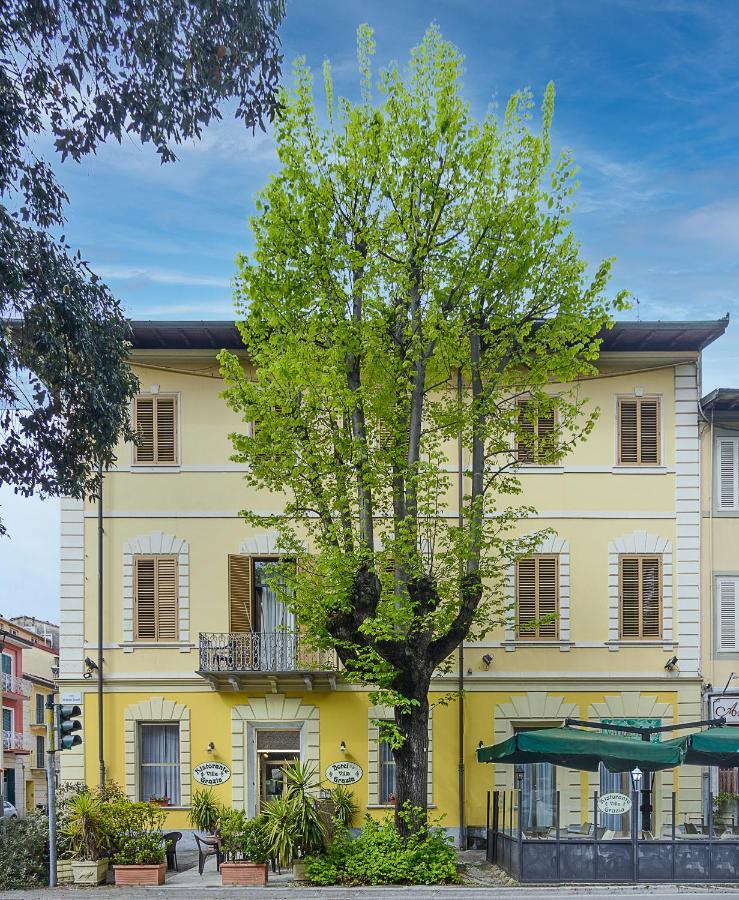 Villa Grazia Виареджо Екстериор снимка