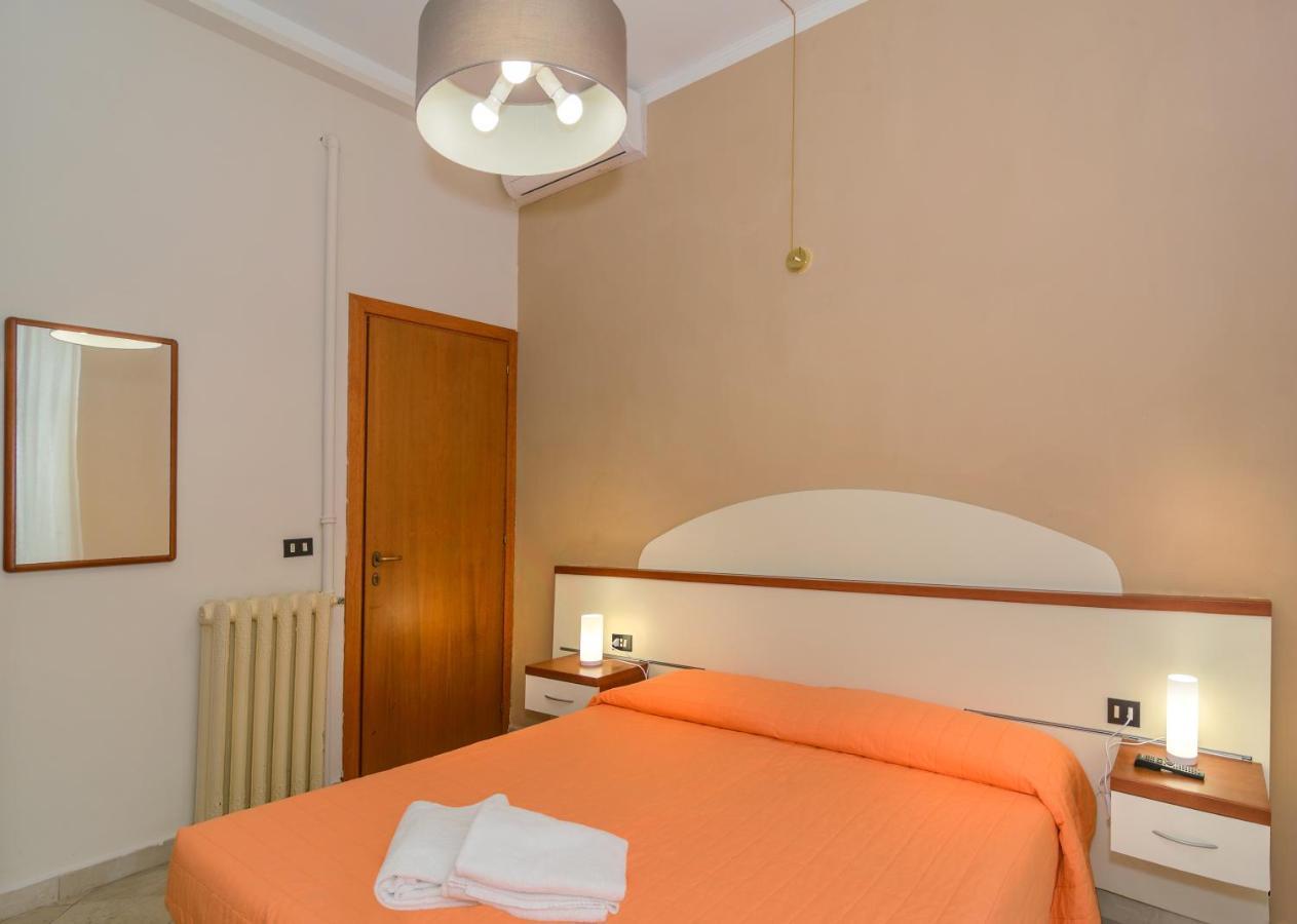 Villa Grazia Виареджо Екстериор снимка