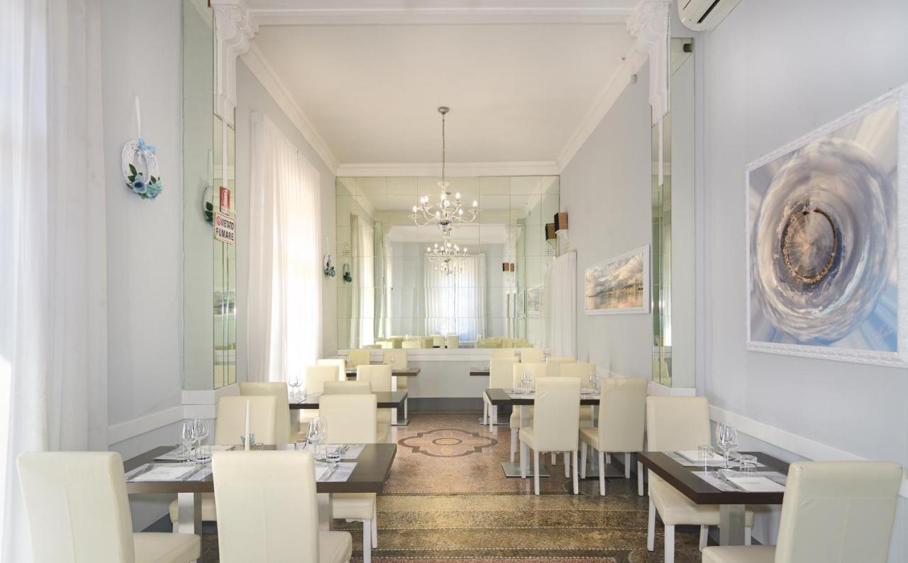 Villa Grazia Виареджо Екстериор снимка